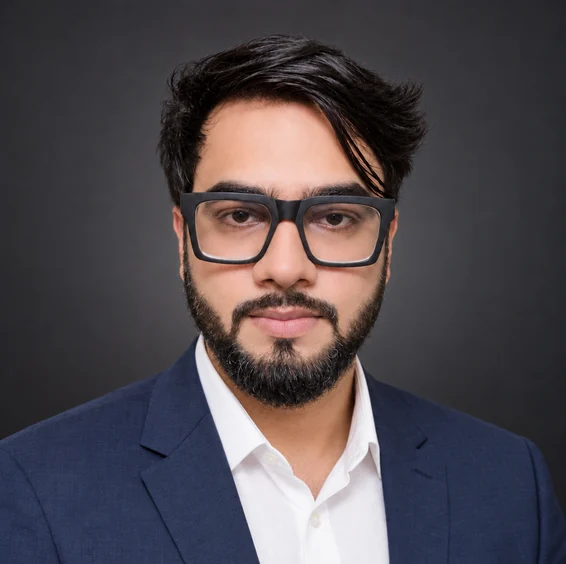 Portrait of Syed Adil Bakshi, Enterprise Software Engineer