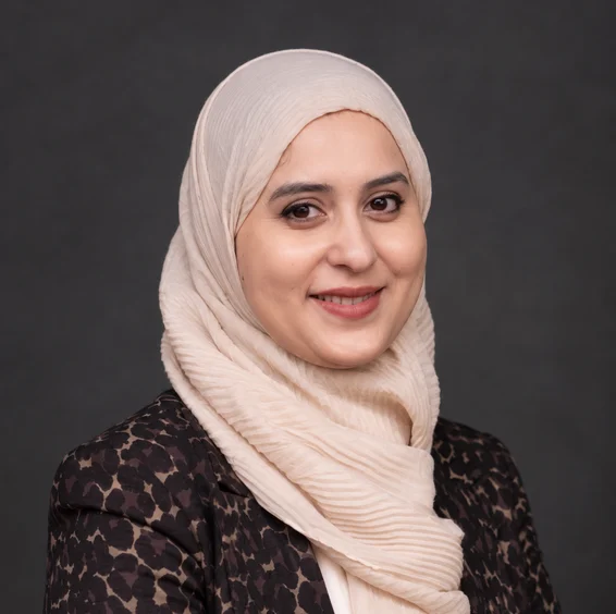 Portrait of Madiha Alam, HR Management Solution Advisor